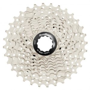 Cassette 10v. Sunrace Rs1 11-28 Route pour Shimano (Niveau 105) Metallic Argent (Livre En Boite) (11-12-13-14-15-17-19-21-24-28)