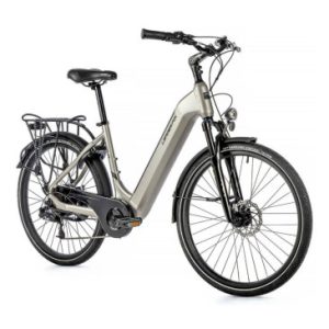 Velo Electrique/vae City 26 Leader Fox Lotus 2023 Mixte Argent 7v Moteur Roue Ar Bafang 36v 45nm Batterie 15ah (16