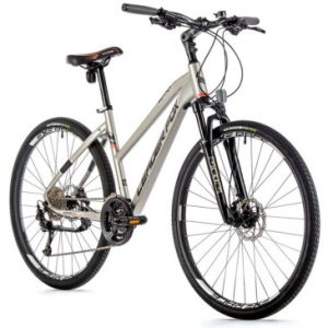 Velo Musculaire Vtc 28 Leader Fox Sumava 2023 Femme Argent Mat 9v Cadre 18 Pouces (Taille Adulte 170 à 178 Cm)