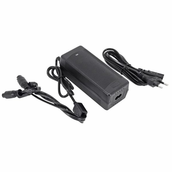 Chargeur De Batterie Trottinette Compatible Xiaomi - Cecotec - Smartgyro  36V 2A (Connecteur X16-Xlr-Gx12-Mi4 Pro Génération 1 -Dc Cecotec)  -Selection Gravity-