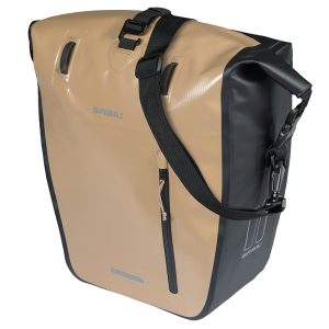 Sacoche Arriere Velo Laterale Basil Rivo Waterproof 25-31L Sable - Noir Fixation Mik Hooks Sur Porte Bagage (43X14X28Cm) Avec Poignee Et Bandouillere Fermeture Enroulement