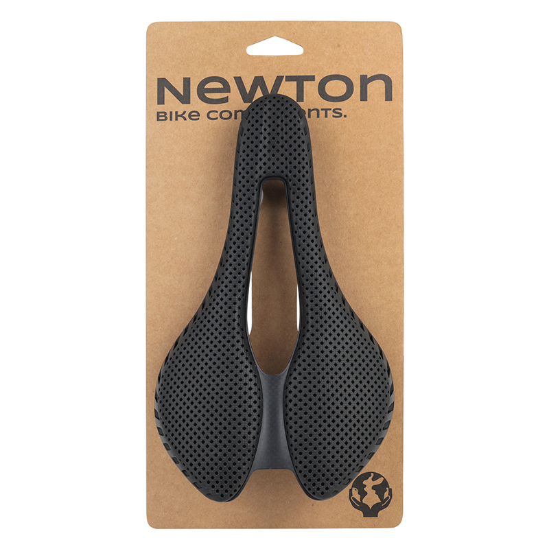Selle 3D Carbone T809 Noir Ouverte 245X143 Rail Titanium Poids 200G (Poids Max 90Kgs) -Newton- – Image 6